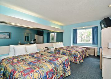 Econo Lodge Inn & Suites Myrtle Beach Exterior photo